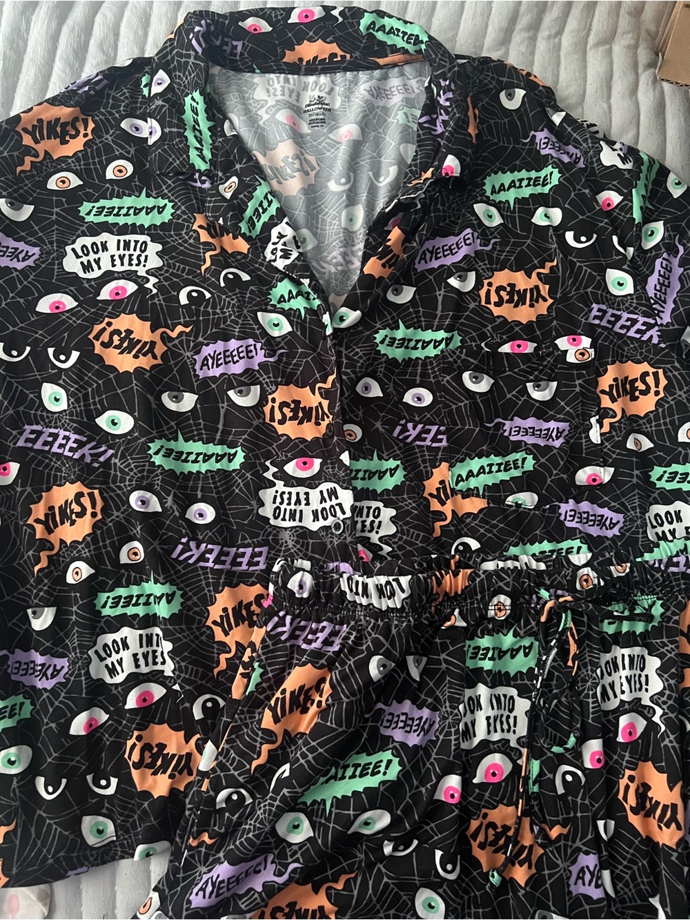 Women’s Halloween Print Pajama Set